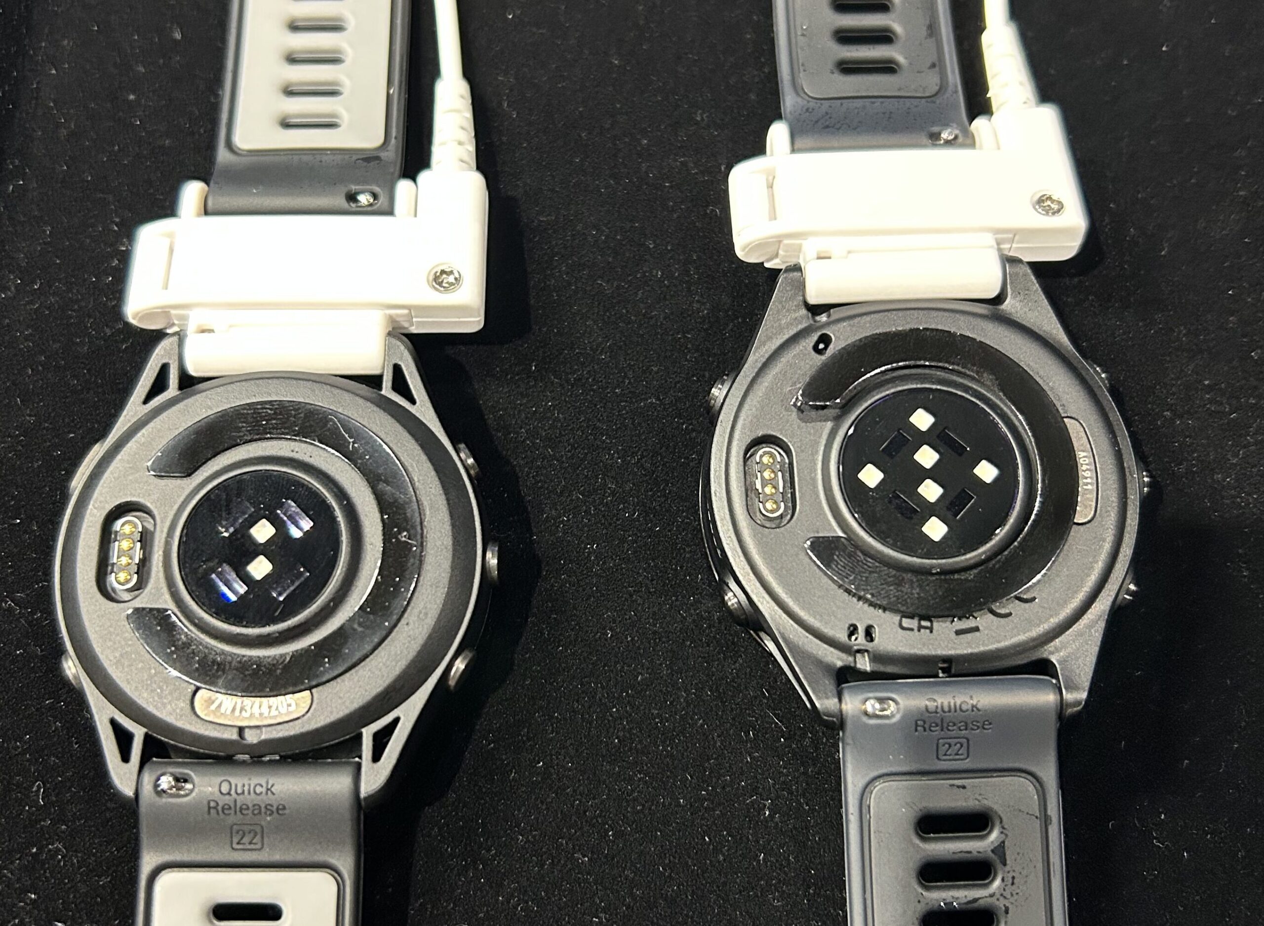 265と570の裏面センサー比較