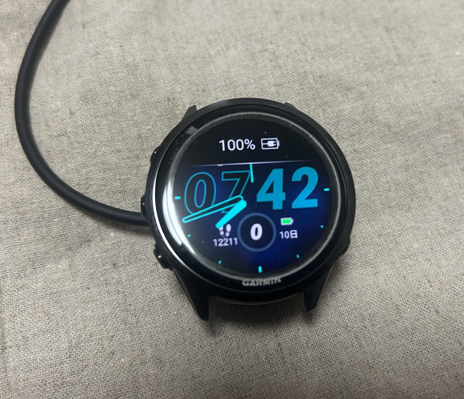 Garmin 570の満充電時にバッテリー残り10日と表示されている画面