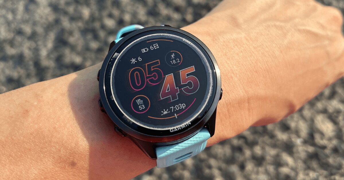 Garmin Forerunner 570 外観写真